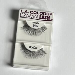 L.A.Colors Makeup Beauty DramatiLASH Dainty #975 False Reusable Strip Eyelashes